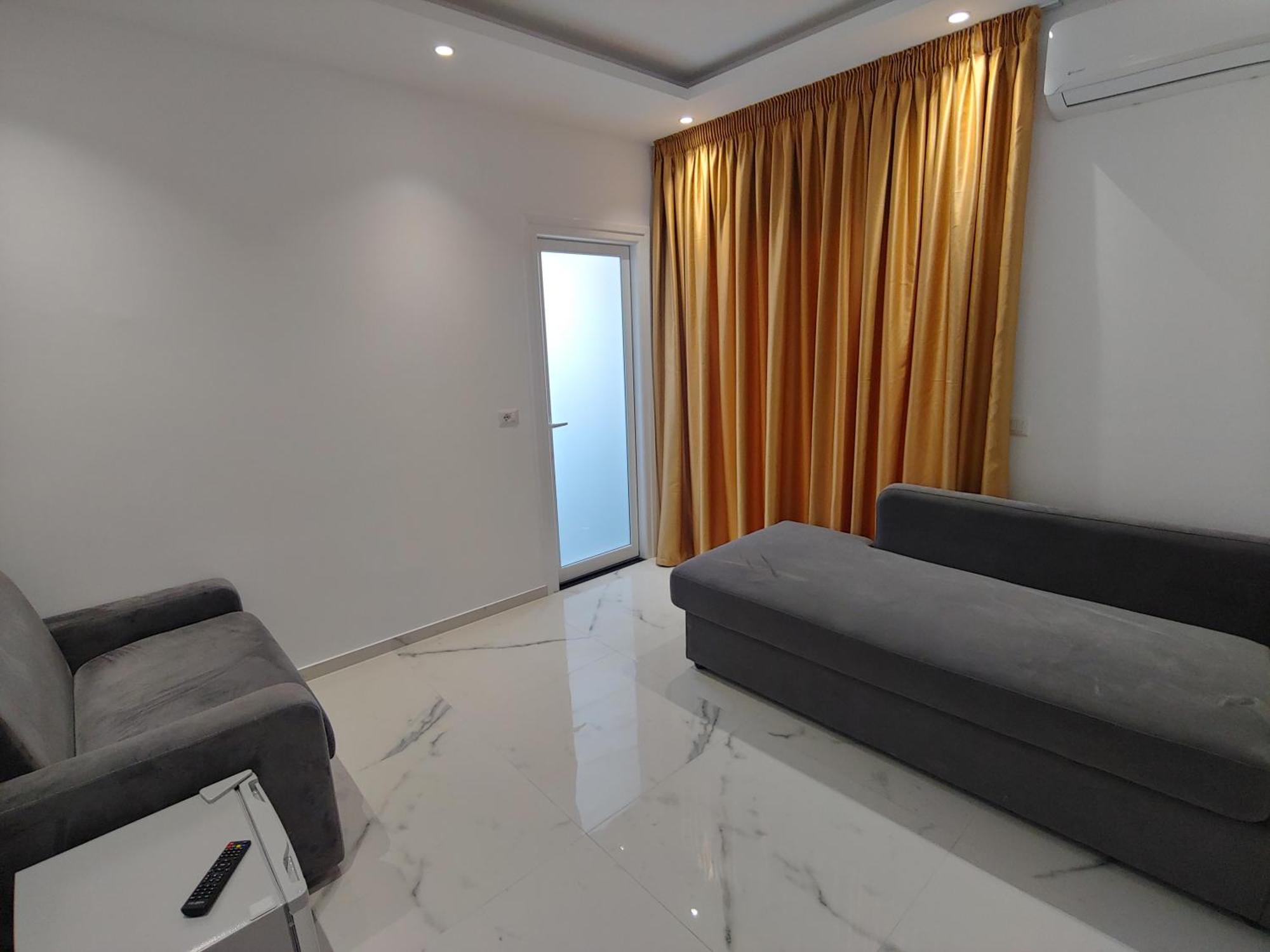 Hotel Zeka Ксамил Екстериор снимка